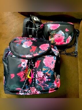 STEVE MADDEN BILLY BLACK FLORAL 2-FOR-1 BACKPACK & BELT BAG